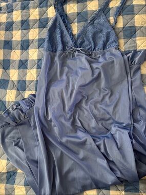 Vintage Blue Lace-Trim Satin Ruffle Long Nightgown